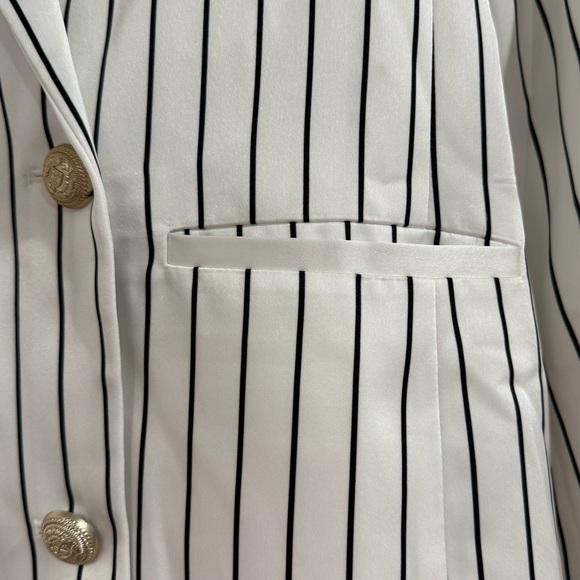Generation Love Womens White Pinstripe Leighton Satin Blazer - Picture 6 of 12